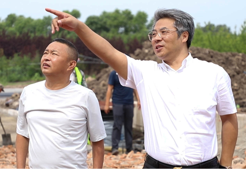 利如金農(nóng)業(yè)集團(tuán)股東、寶泰隆新材料副總裁焦貴金到遠(yuǎn)海分公司在建工地視察工作